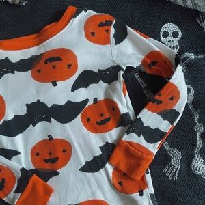 4T • Gender Neutral Jack-O-Lantern and Bats Halloween PJ Set